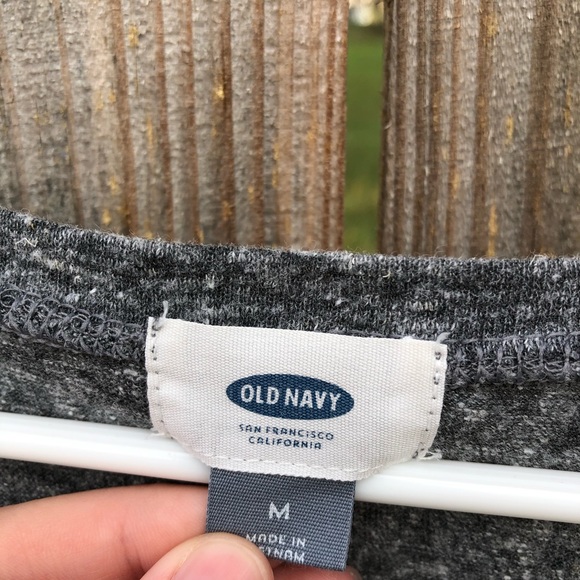 Old Navy top - Picture 3 of 3